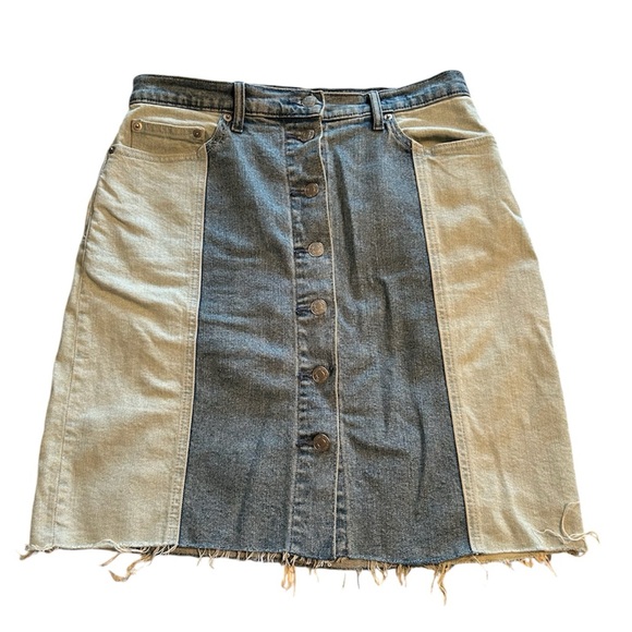 Gap Two Tone Color Block Denim Skirt - Picture 2 of 10